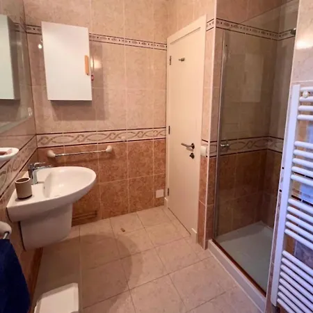 Familiar Con Piscina En Binixica شاليه *